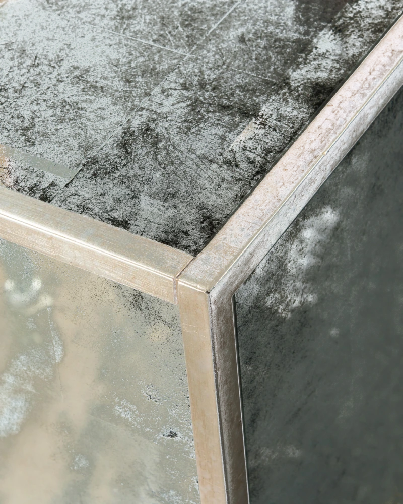 Falling Branch credenza, four doors, metal, steel, mirror, eglomise — Ansicht 3